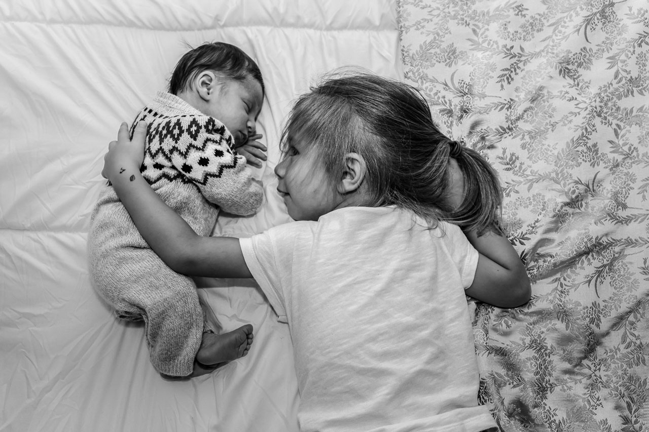 /<span%20class="prefix-title">Photography%20Session</span><br>Hello%20World%20-%20Newborn